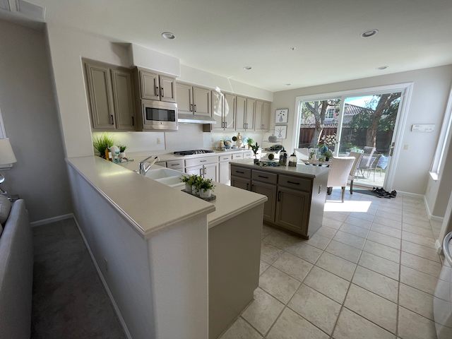 Old dated kitchen look, Livermore CA