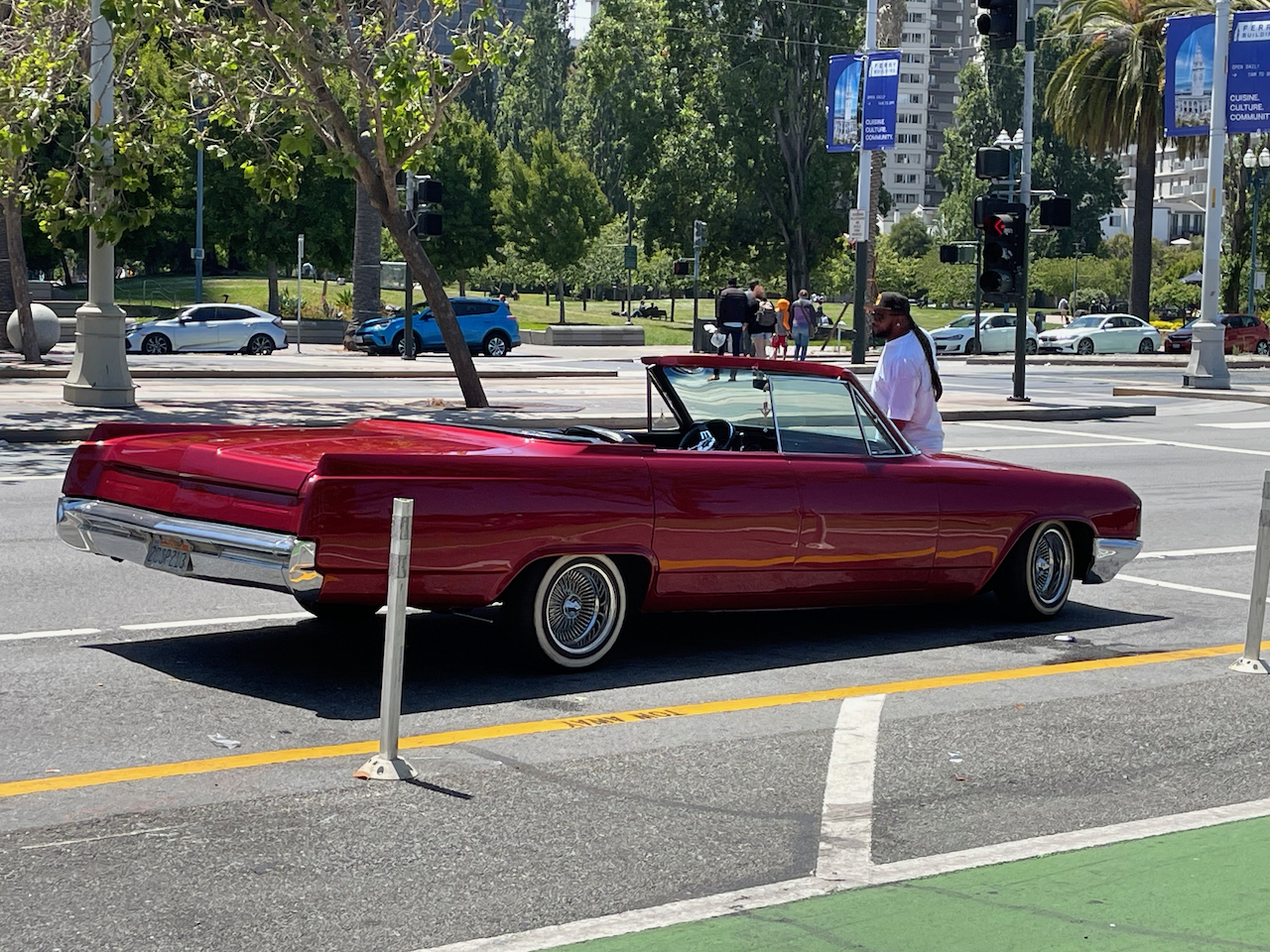 Sweet ride, Embarcadero, San Francisco, US